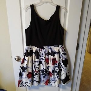 INC Black White Floral Formal Dress Size 16
